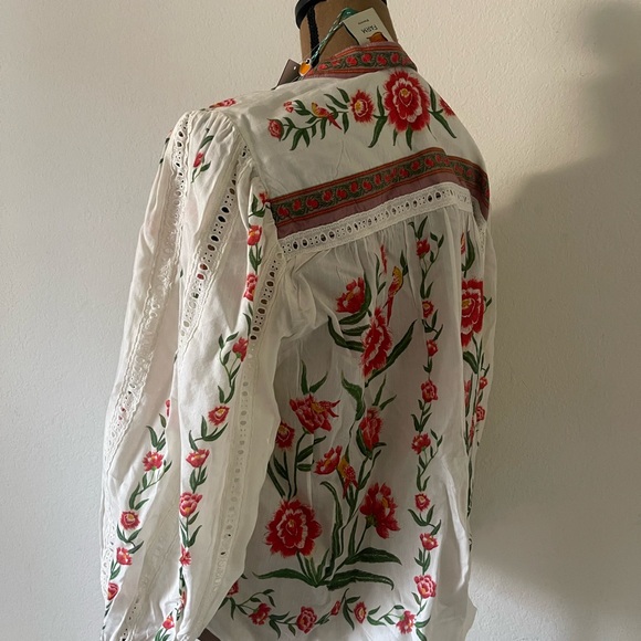 FARM Rio Off-White Ainika Delicate Blouse NWT Small - Picture 6 of 16